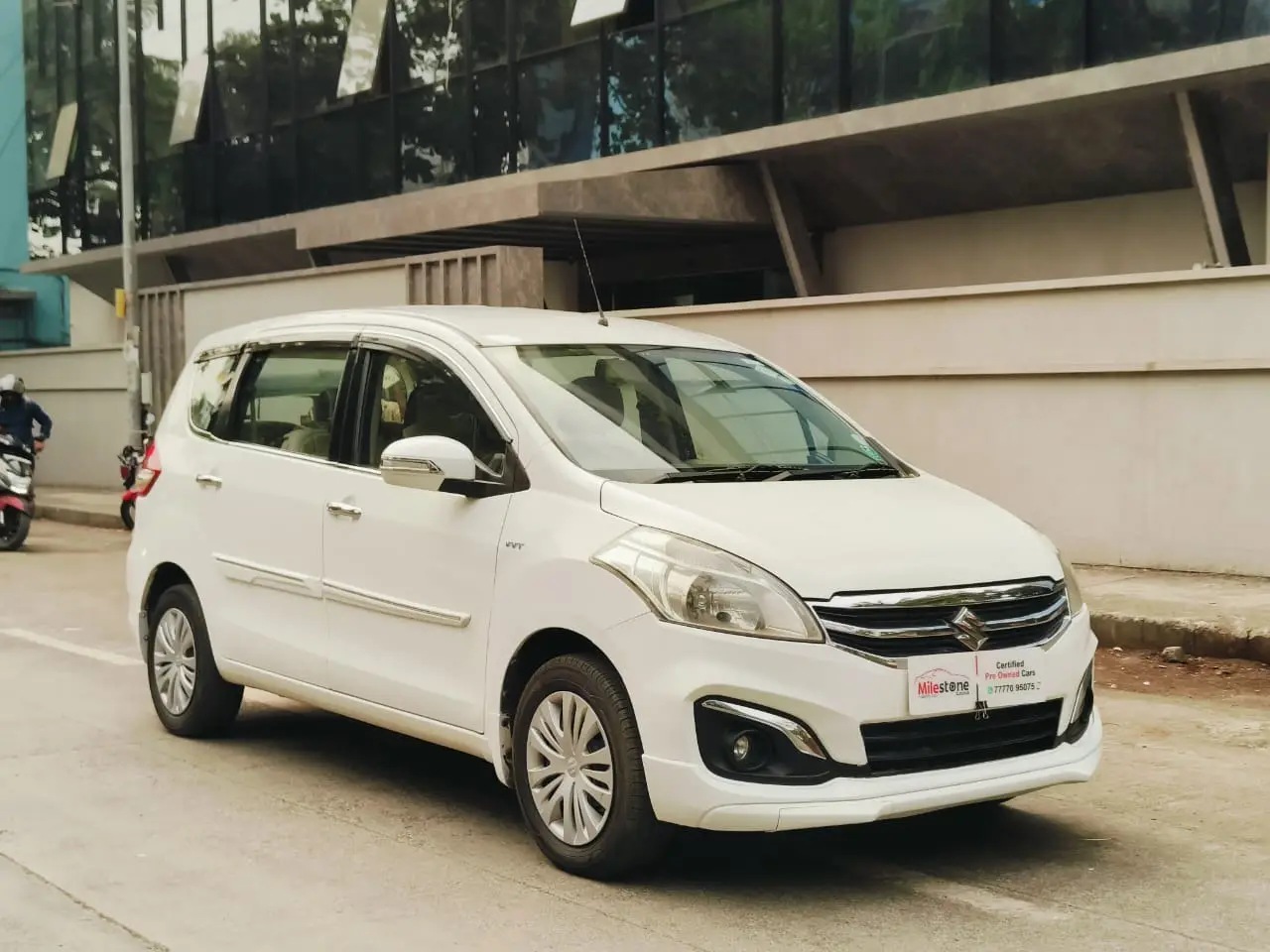 MARUTI SUZUKI | Ertiga VXi CNG / petrol | 2016