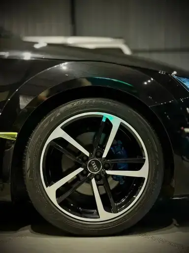 Are tubeless Tyres better for cars?