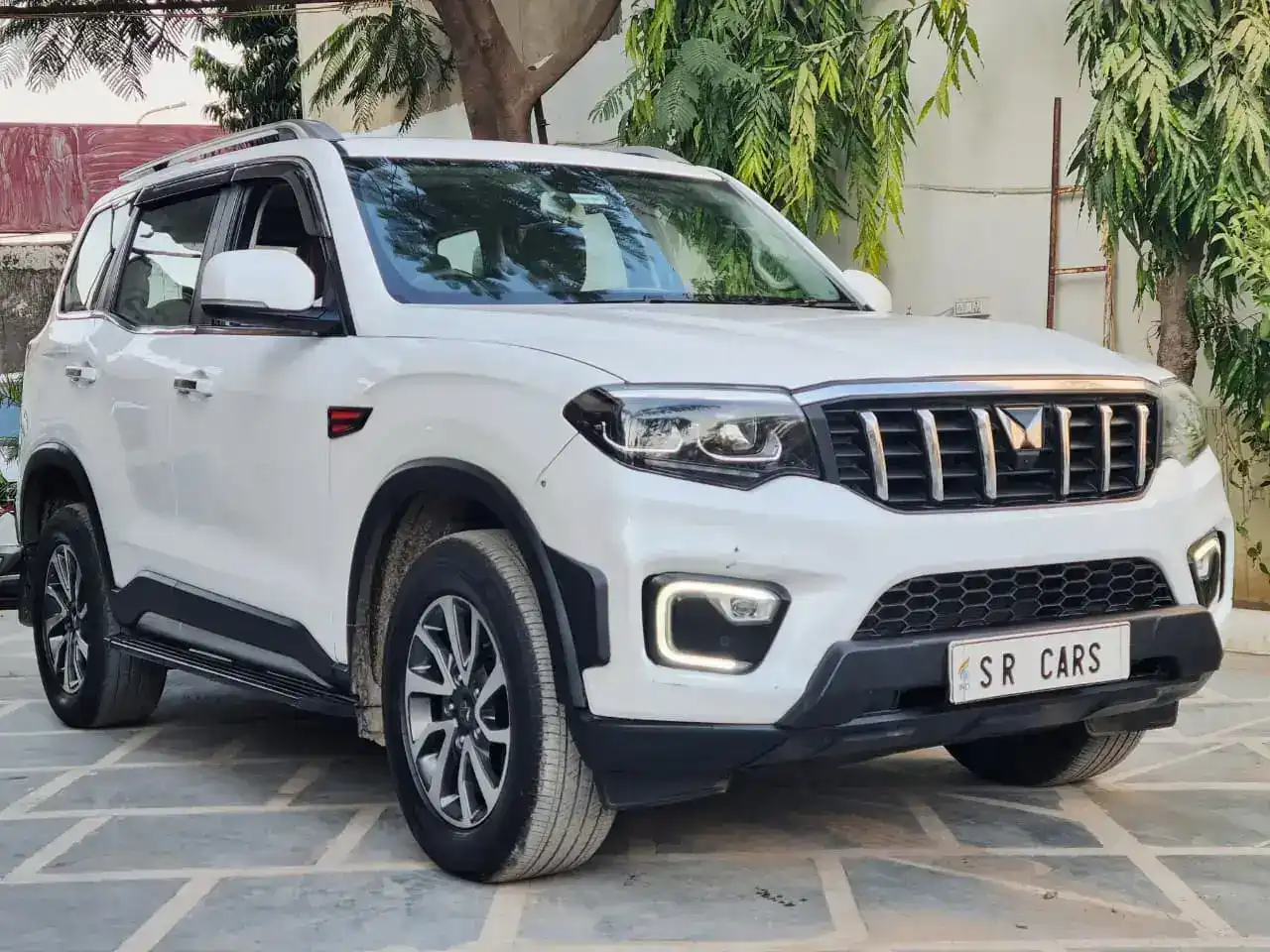 MAHINDRA & MAHINDRA | 2024 Z8 LUXURY 4WD | 2024