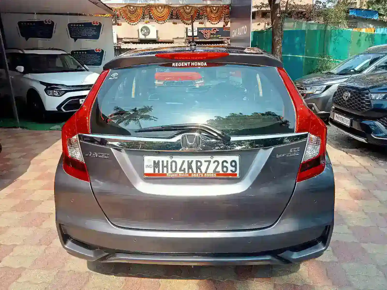 Used HONDA | HONDA JAZZ ZX AUTOMATIC WITH SUNROOF | 2021