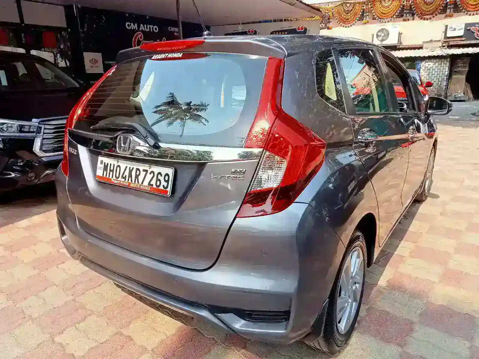 Used HONDA | HONDA JAZZ ZX AUTOMATIC WITH SUNROOF | 2021
