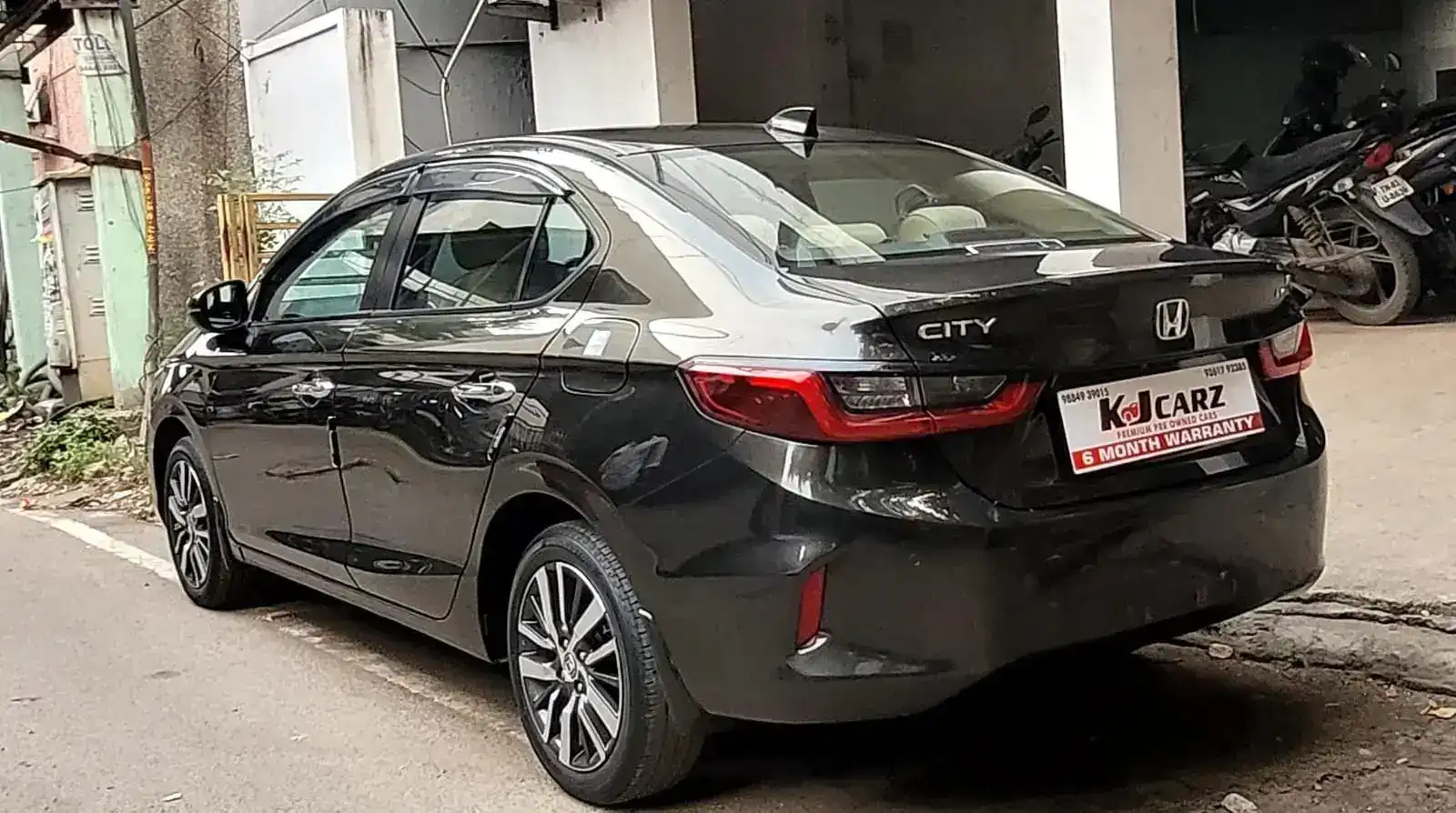 Used HONDA | HONDA CITY 5TH GEN – ZX CVT (FULL TOP END) | 2022