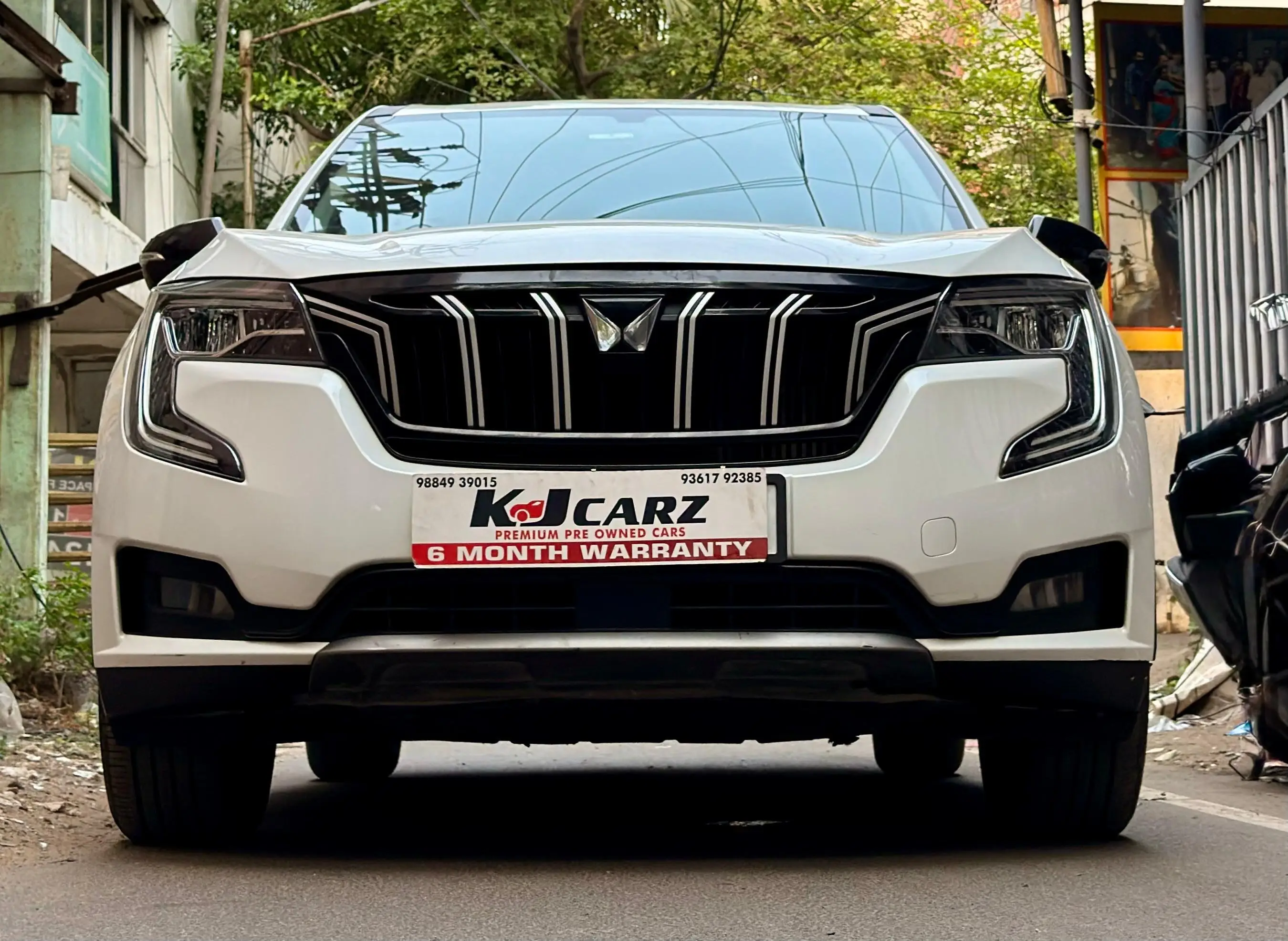 MAHINDRA & MAHINDRA | MAHINDRA XUV700 AX3 | 2024