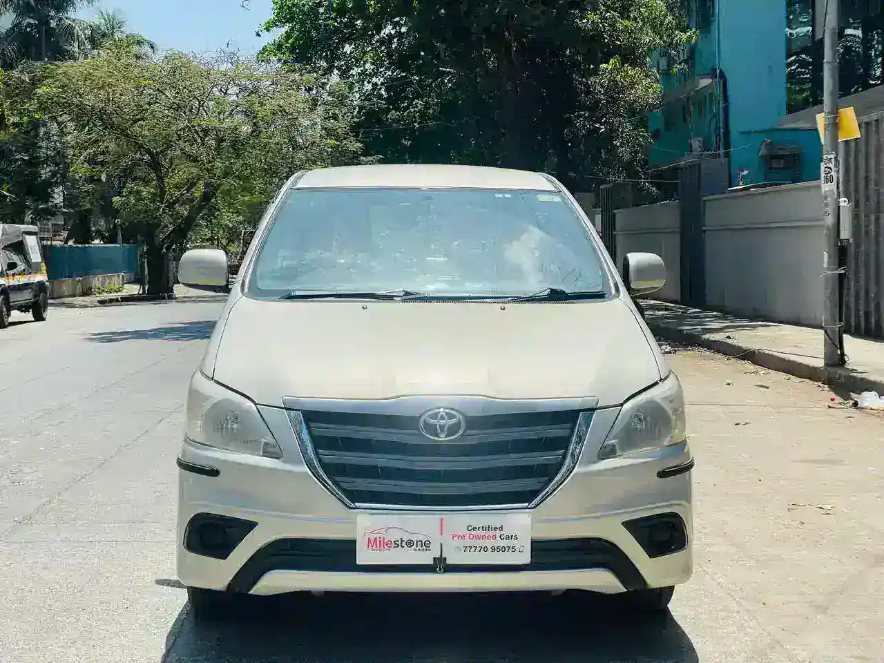 TOYOTA | innova G.. diesel | 2015