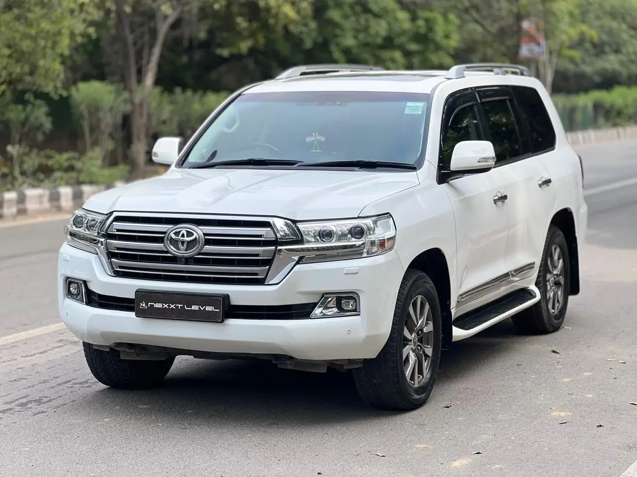 TOYOTA | LAND CRUISER ZX | 2023